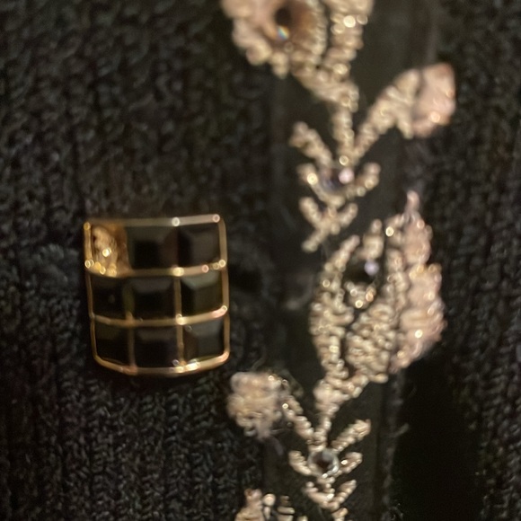 St.John Evening By Marie Gray skirt suit. - Picture 11 of 12